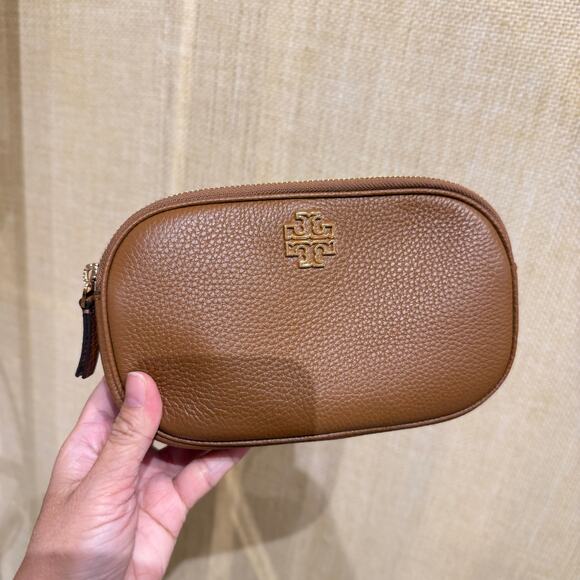 Last 2 ‼️TORY BURCH BRITTEN CAMERA BAG 157733 MOOSE - Picture 1 of 16